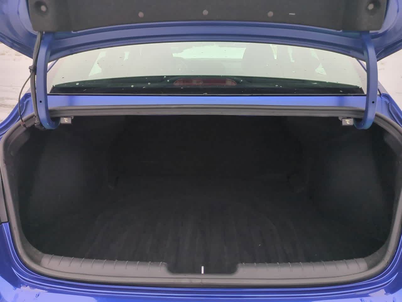 Thumbnail: 2024 Hyundai Elantra - 32