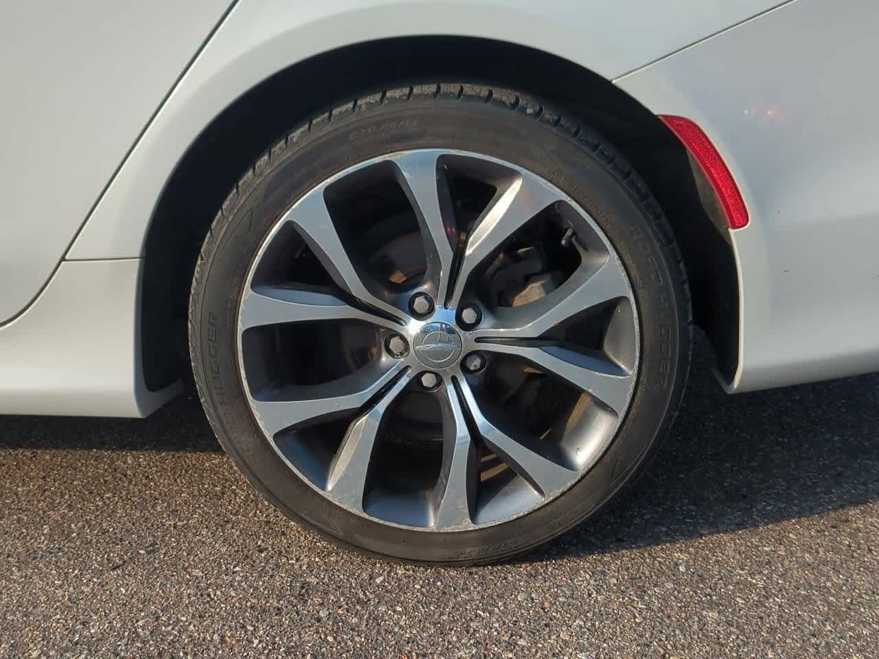 Thumbnail: 2015 Chrysler 200 - 13