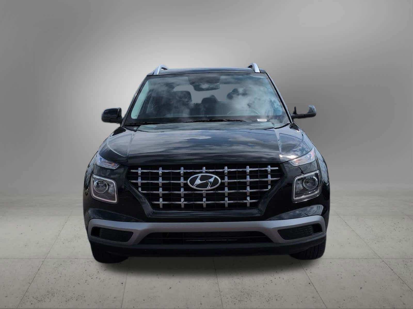 Thumbnail: 2025 Hyundai Venue - 9