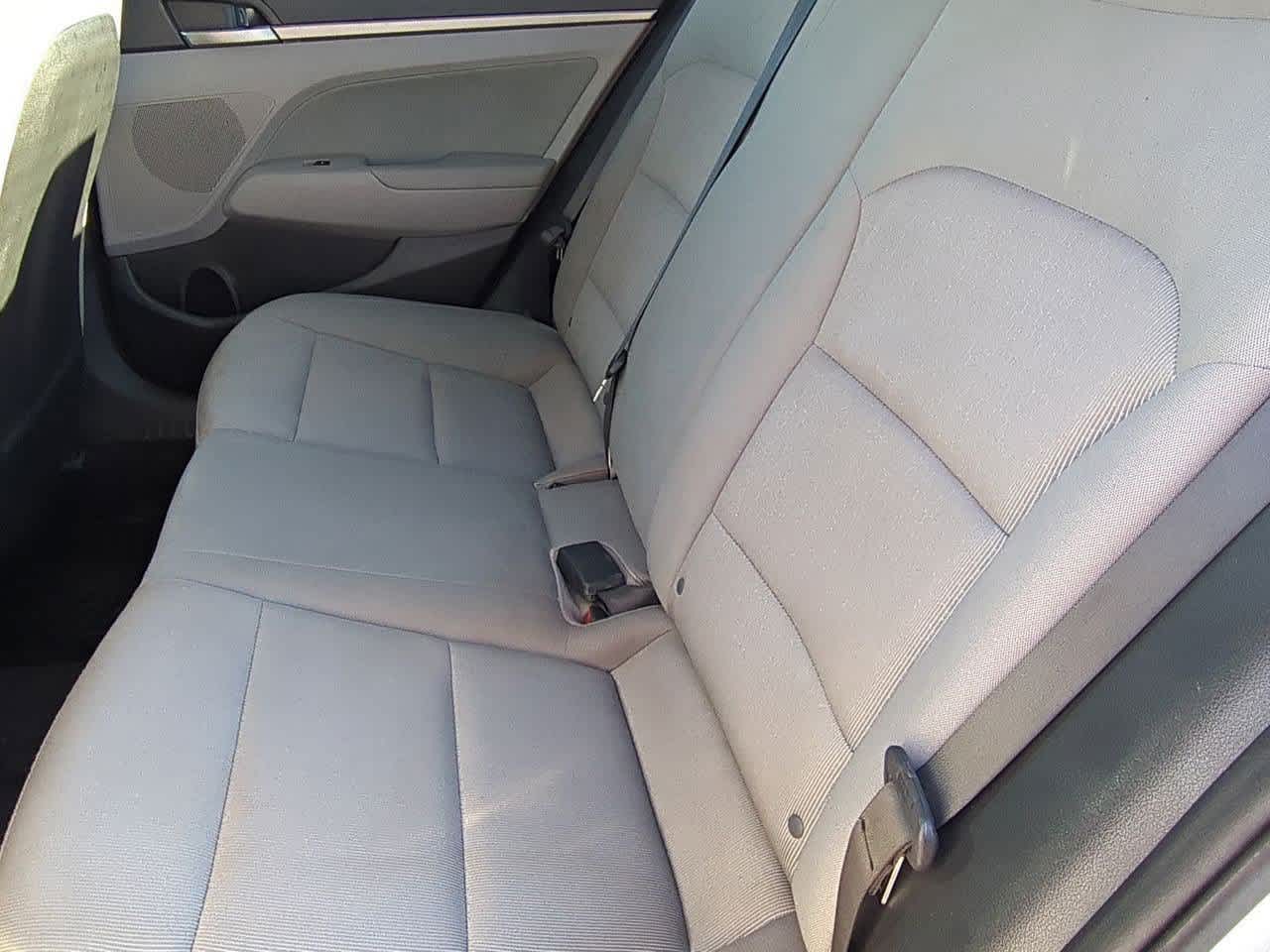 Thumbnail: 2018 Hyundai Elantra - 17