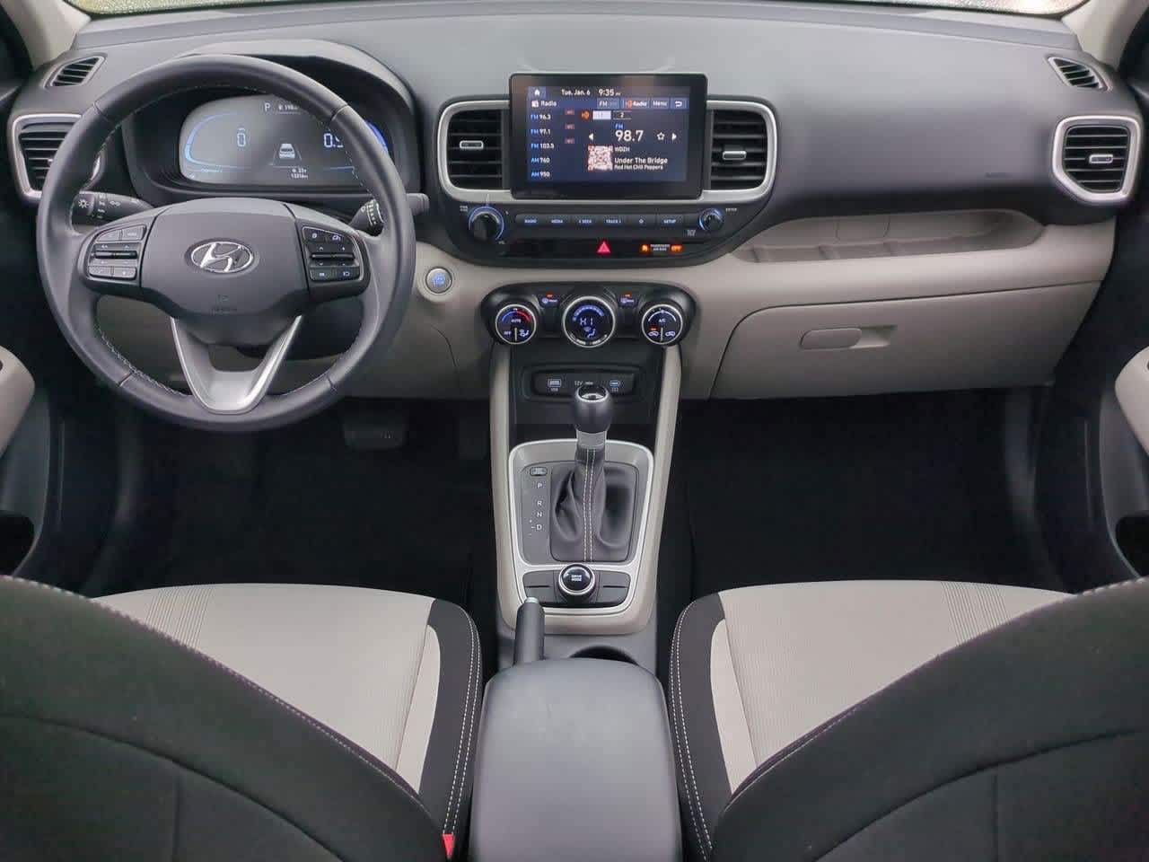 Thumbnail: 2024 Hyundai Venue - 14