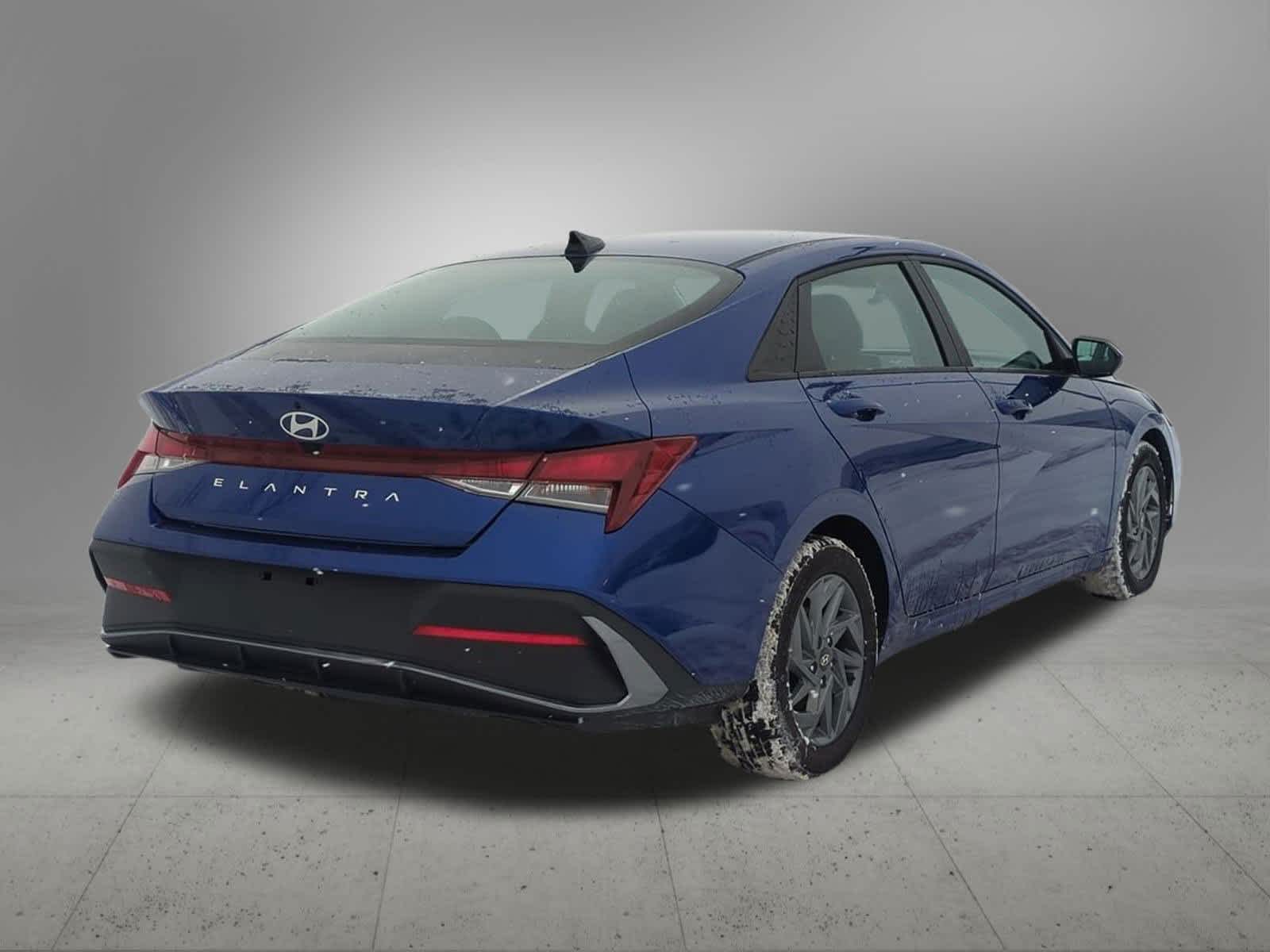 Thumbnail: 2024 Hyundai Elantra - 6