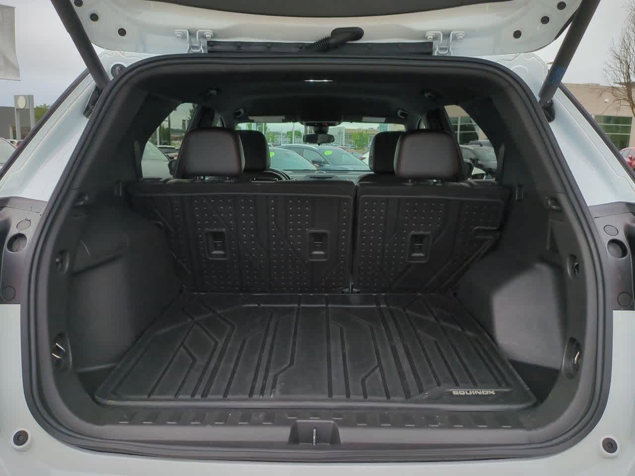 Thumbnail: 2022 Chevrolet Equinox - 30