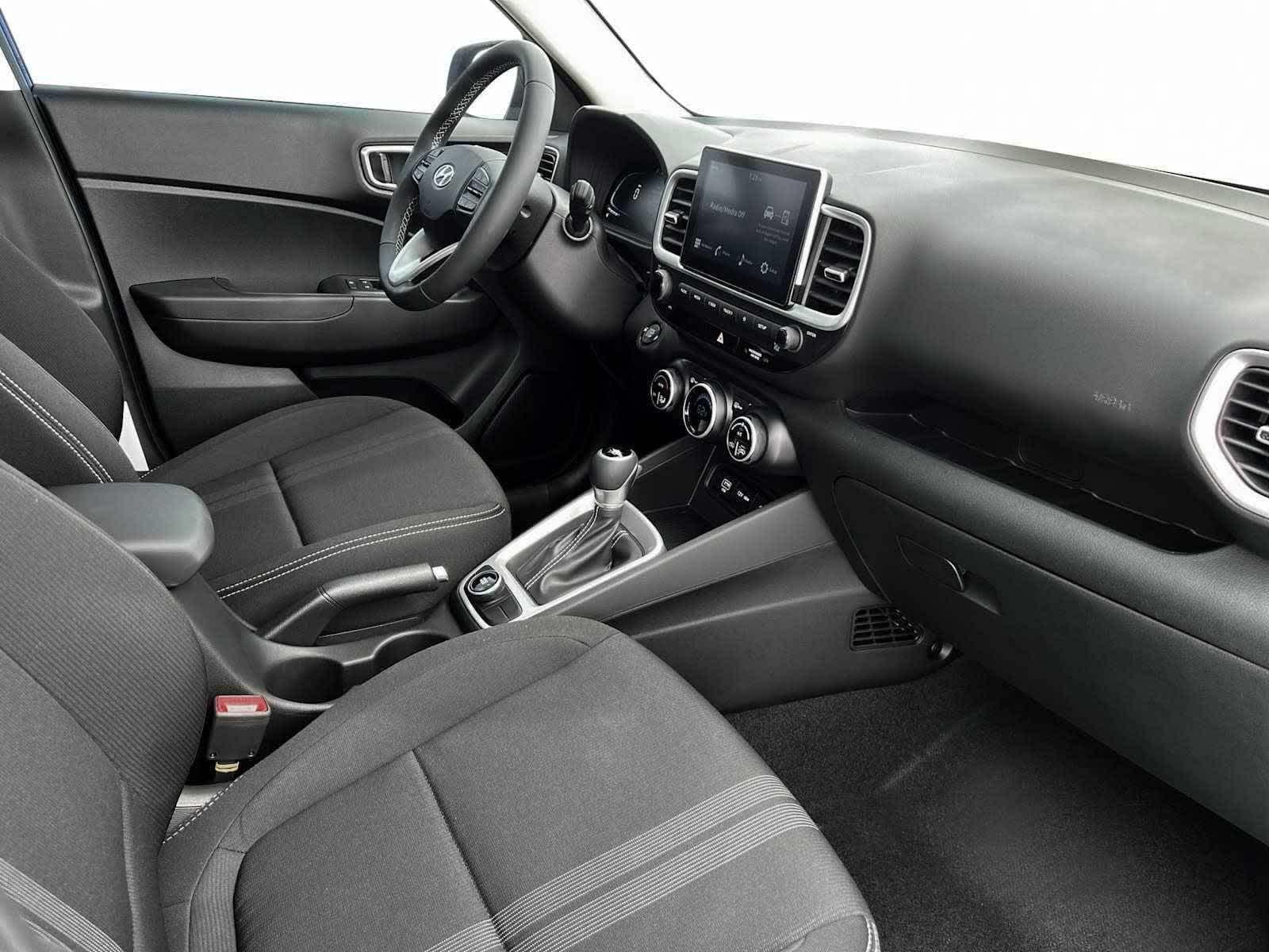 Thumbnail: 2025 Hyundai Venue - 15