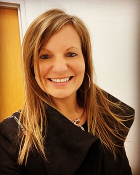 Staff member Kat Dillon from ID_4f78fc