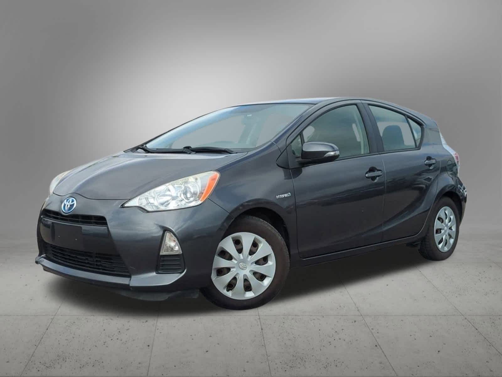 Thumbnail: 2012 Toyota Prius c - 1
