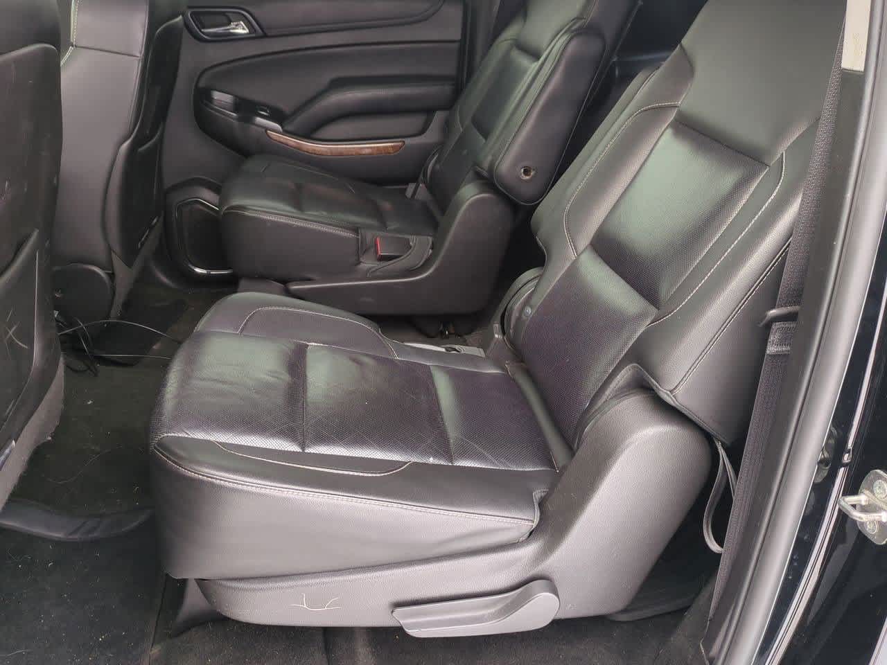 Thumbnail: 2015 Chevrolet Suburban - 19