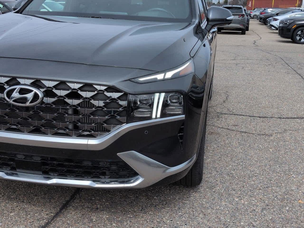 Thumbnail: 2023 Hyundai Santa Fe - 10