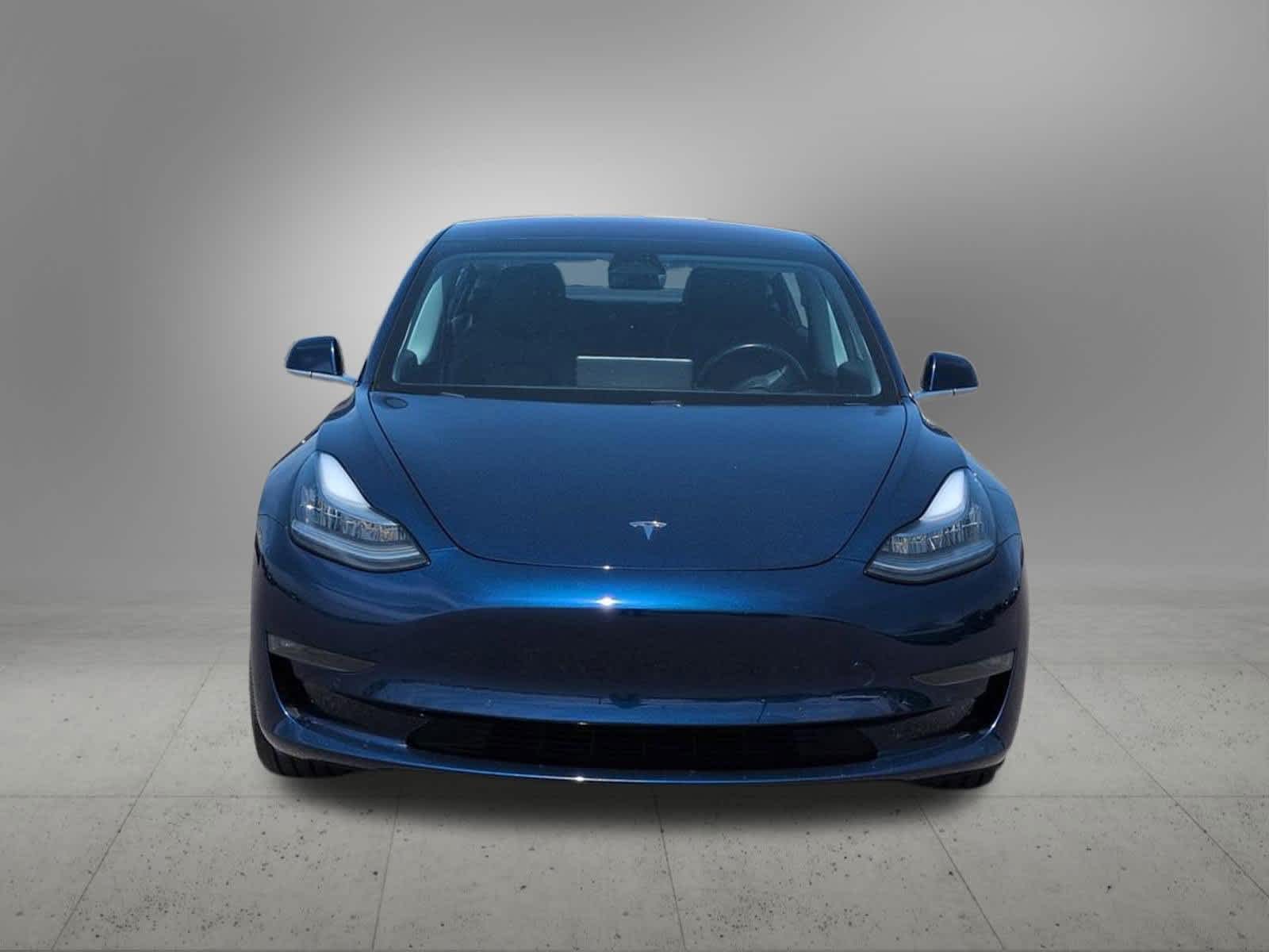 Thumbnail: 2018 Tesla Model 3 - 9