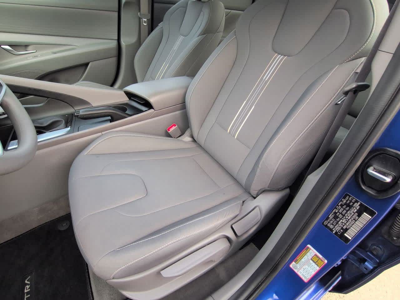 Thumbnail: 2023 Hyundai Elantra - 16