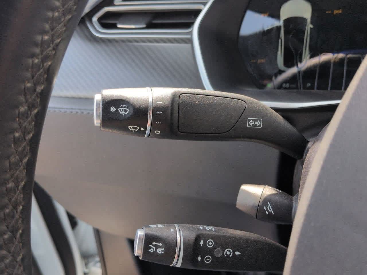 Thumbnail: 2015 Tesla Model S - 25
