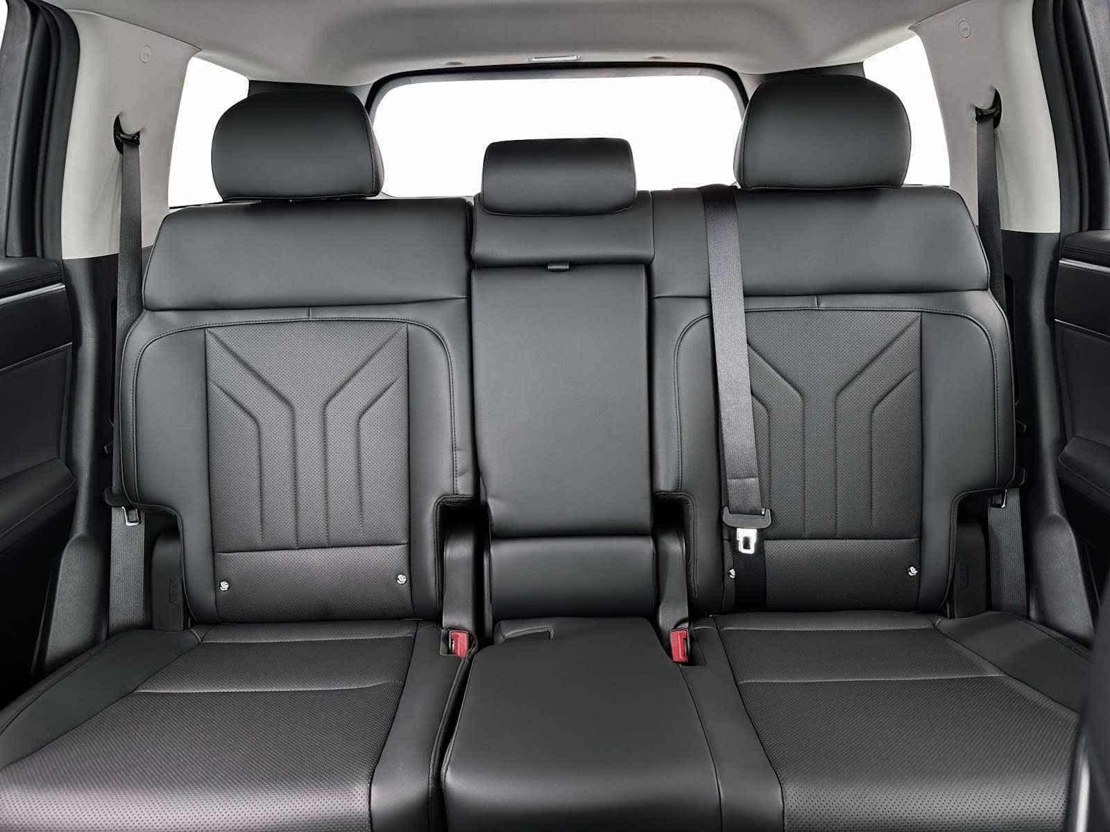 Thumbnail: 2026 Hyundai Santa Fe - 16