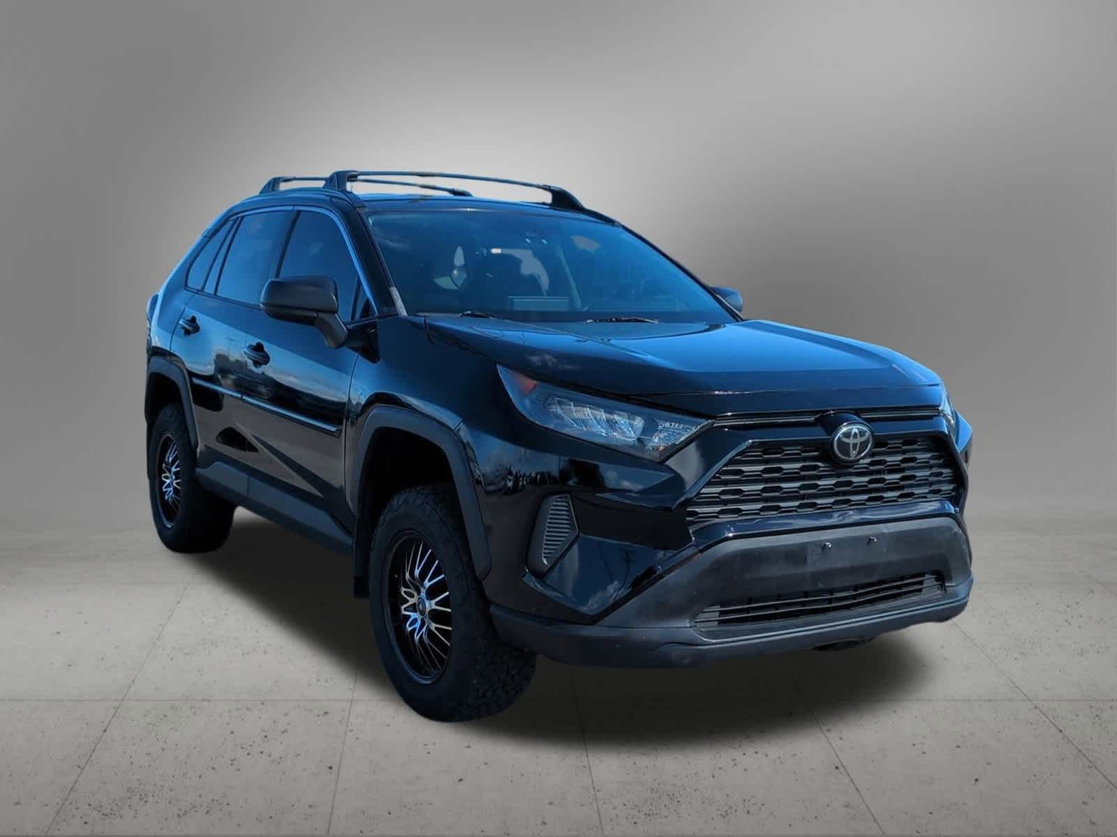 Thumbnail: 2020 Toyota RAV4 - 8