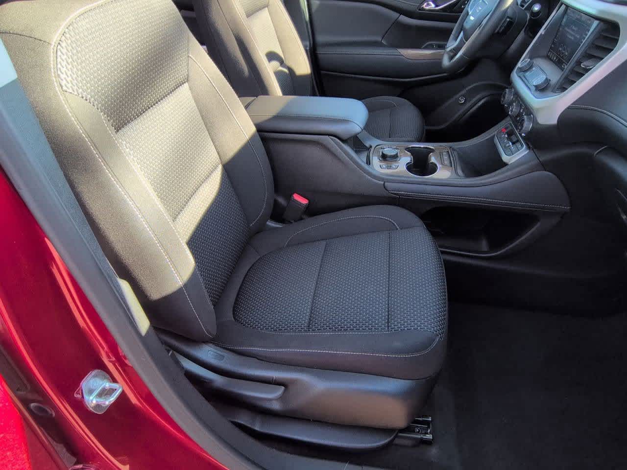 Thumbnail: 2023 GMC Acadia - 22