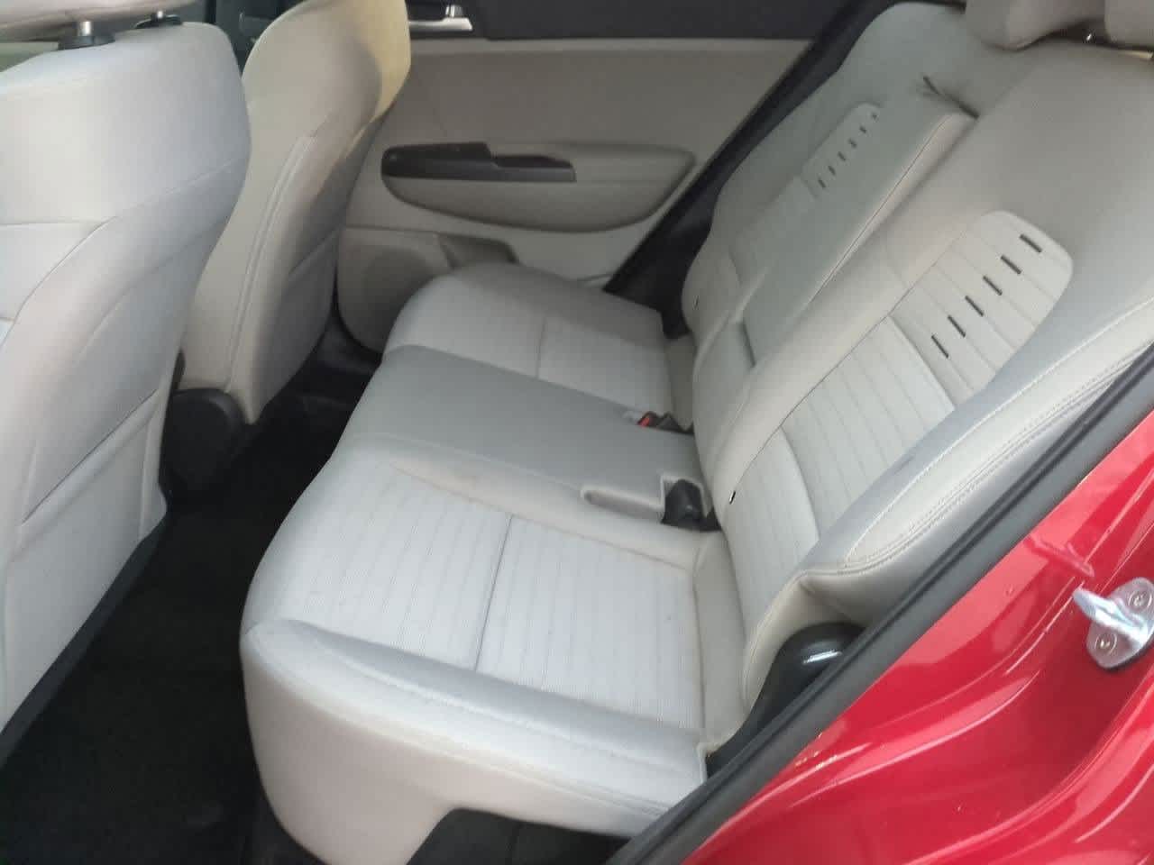 Thumbnail: 2020 Kia Sportage - 18