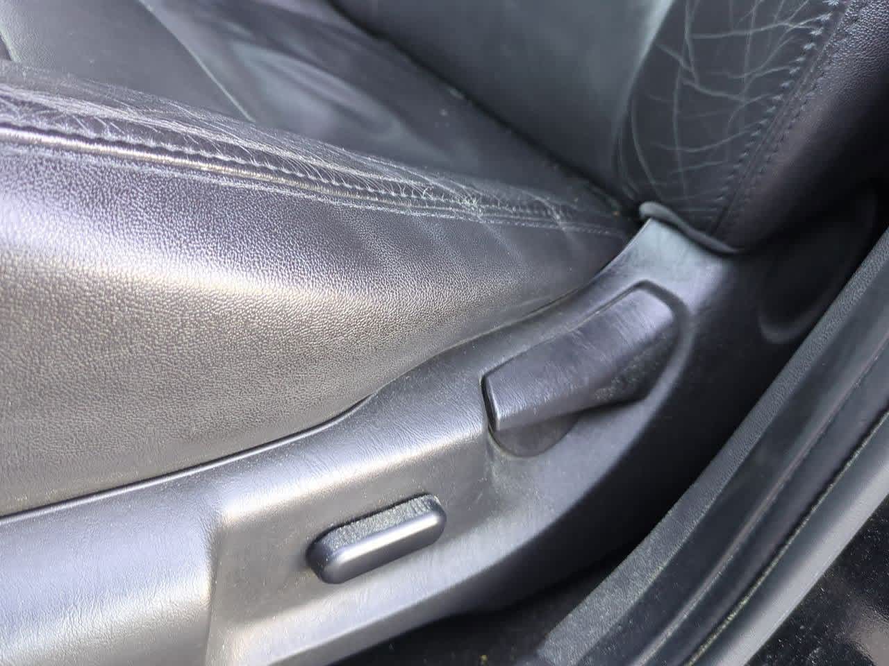 Thumbnail: 2012 Ford Escape - 16