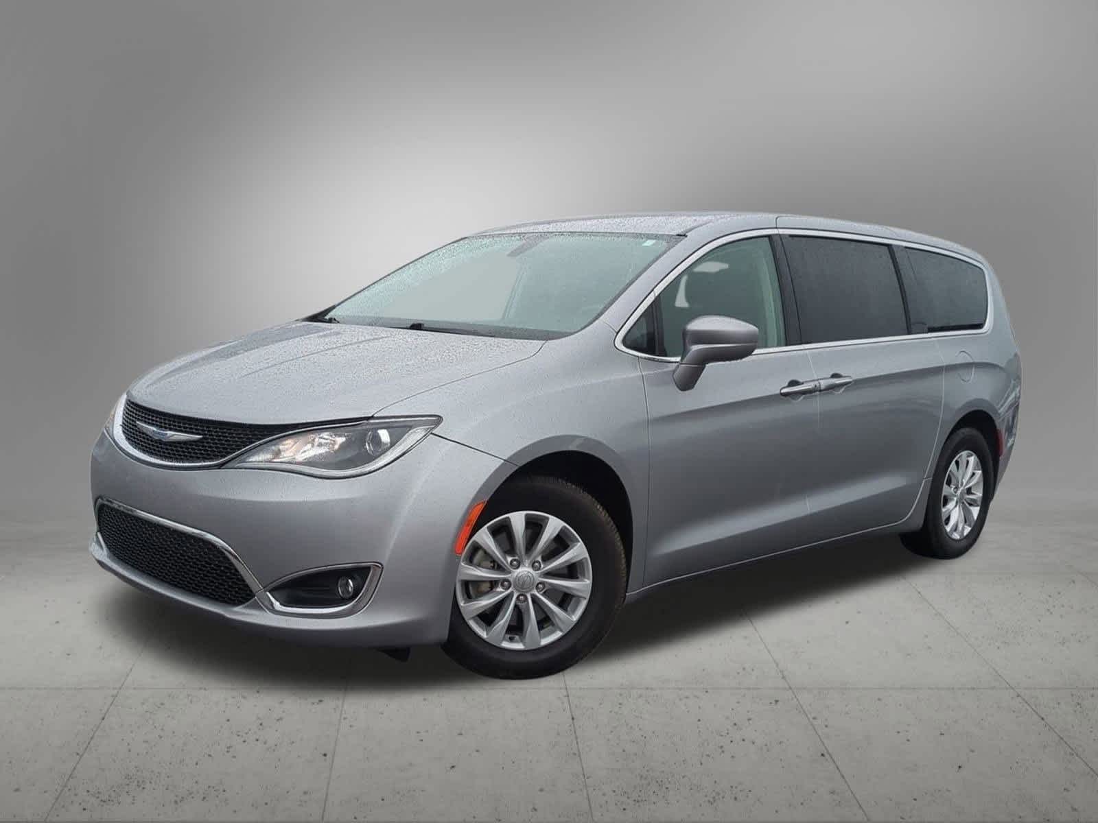 2018 Chrysler Pacifica Touring Plus -
                  Troy, MI