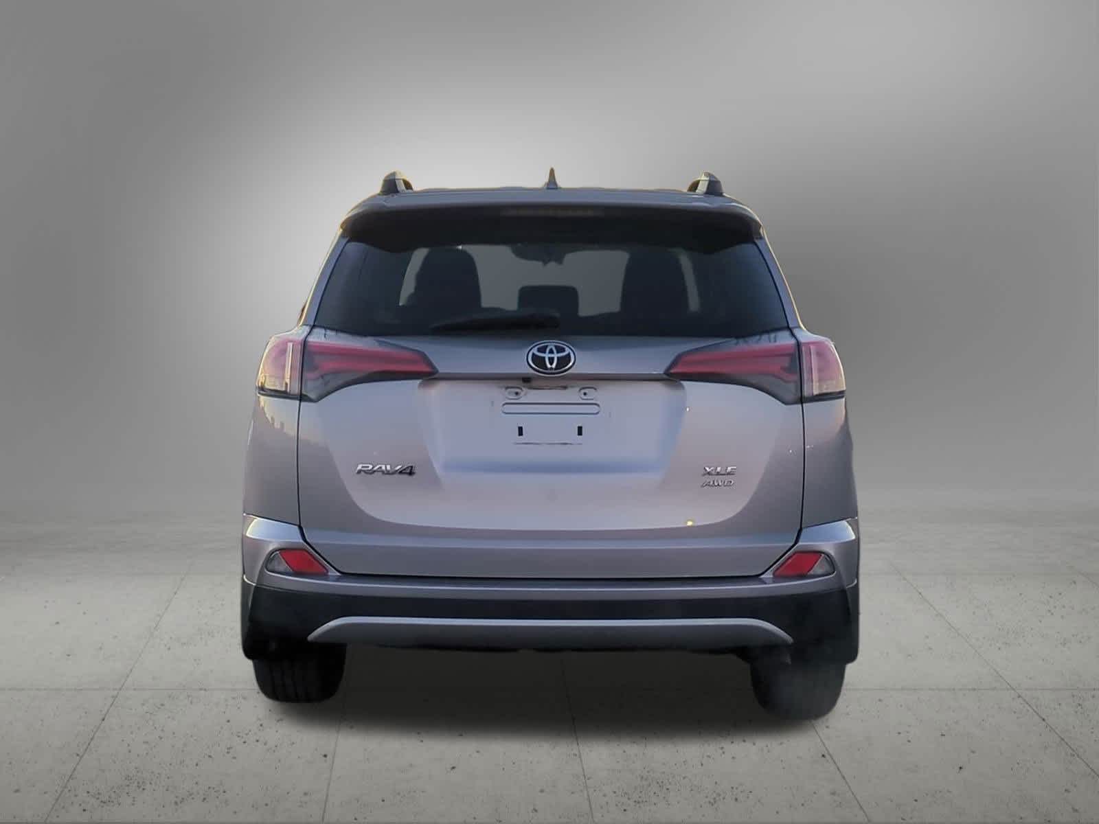 Thumbnail: 2016 Toyota RAV4 - 5