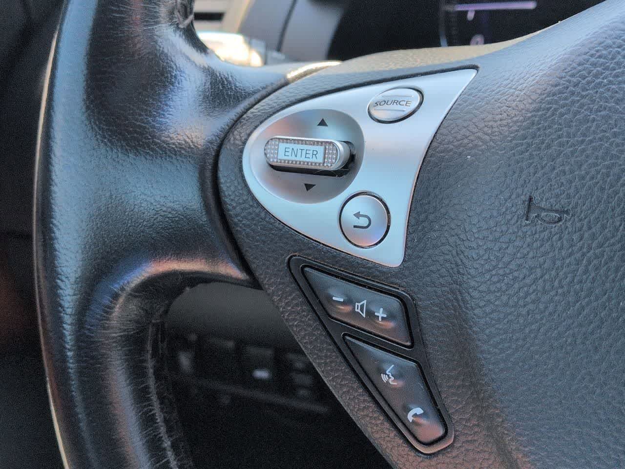Thumbnail: 2012 INFINITI FX35 - 23