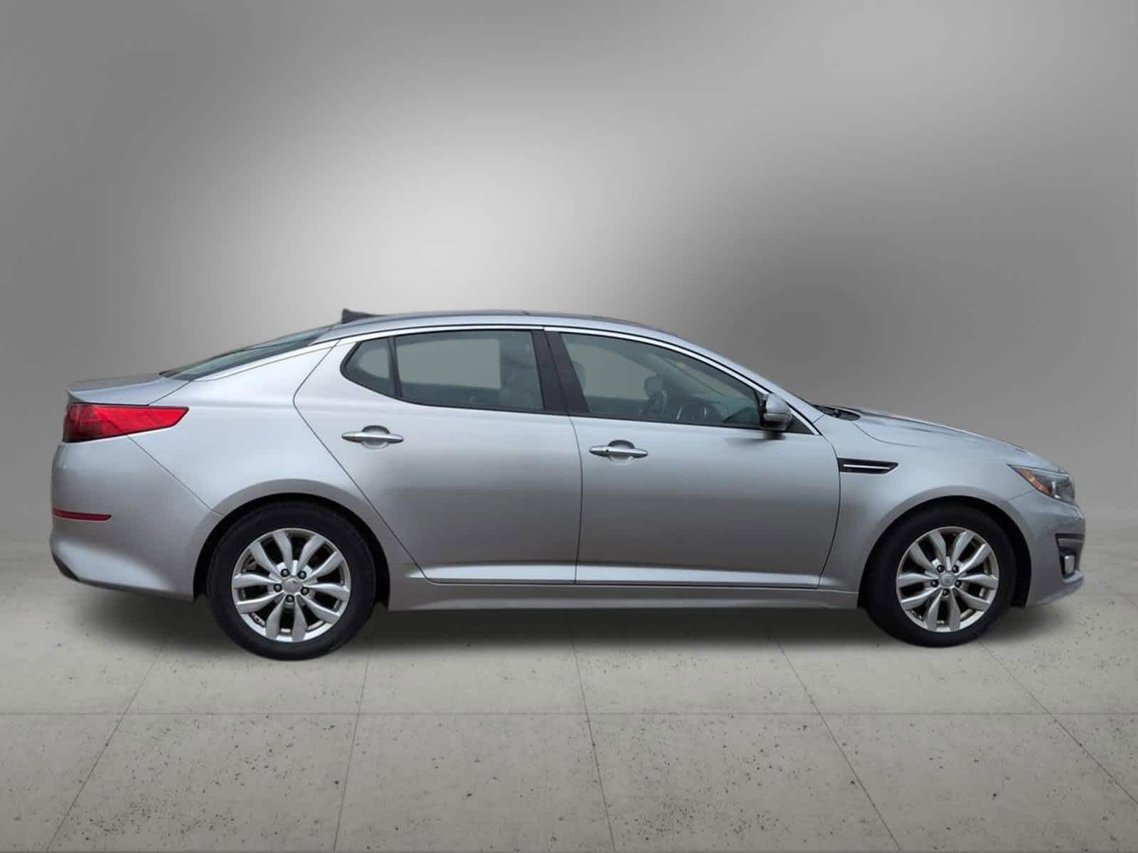 Thumbnail: 2015 Kia Optima - 7