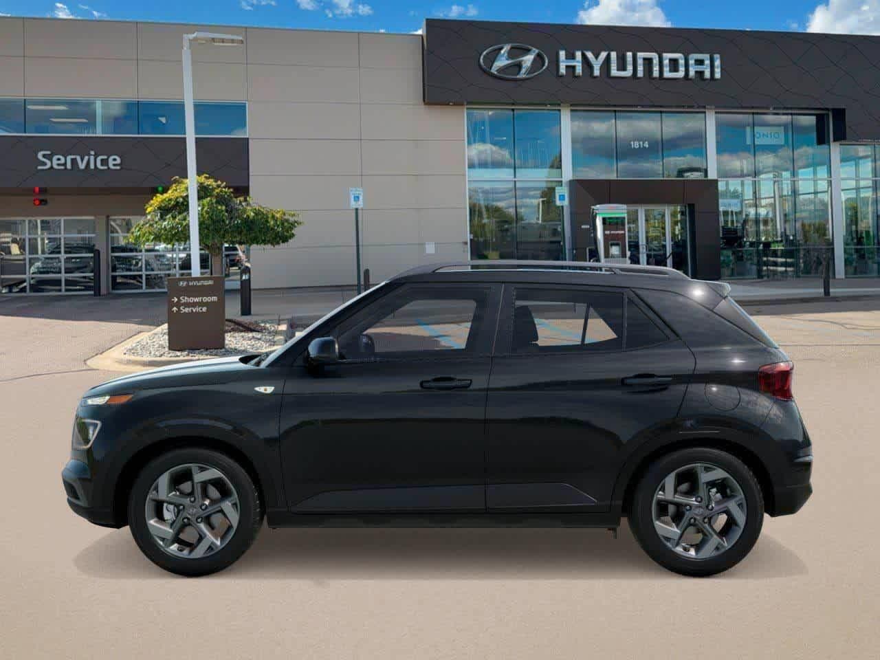 Thumbnail: 2026 Hyundai Venue - 3