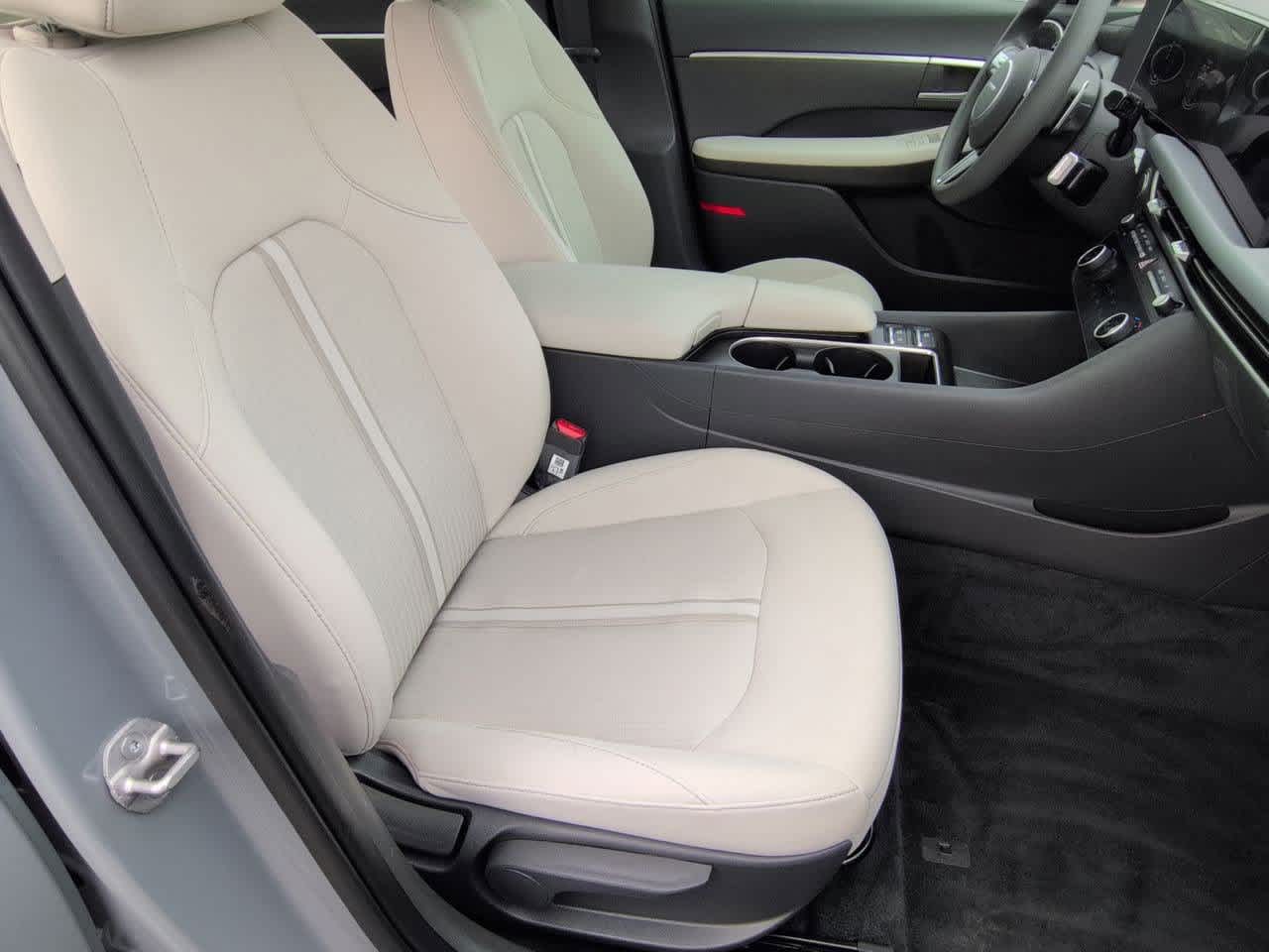 Thumbnail: 2025 Hyundai Sonata - 21