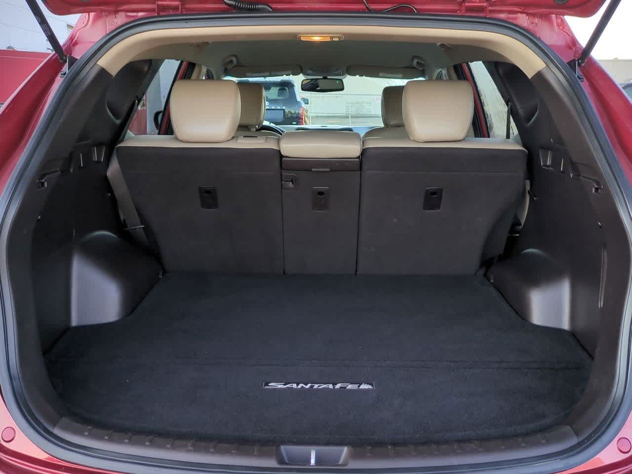 Thumbnail: 2014 Hyundai Santa Fe - 31
