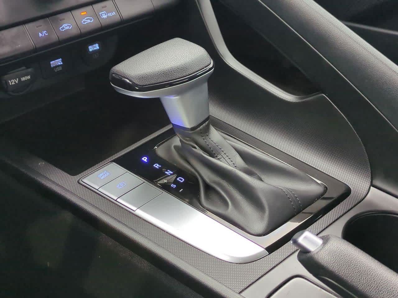 Thumbnail: 2023 Hyundai Elantra - 29