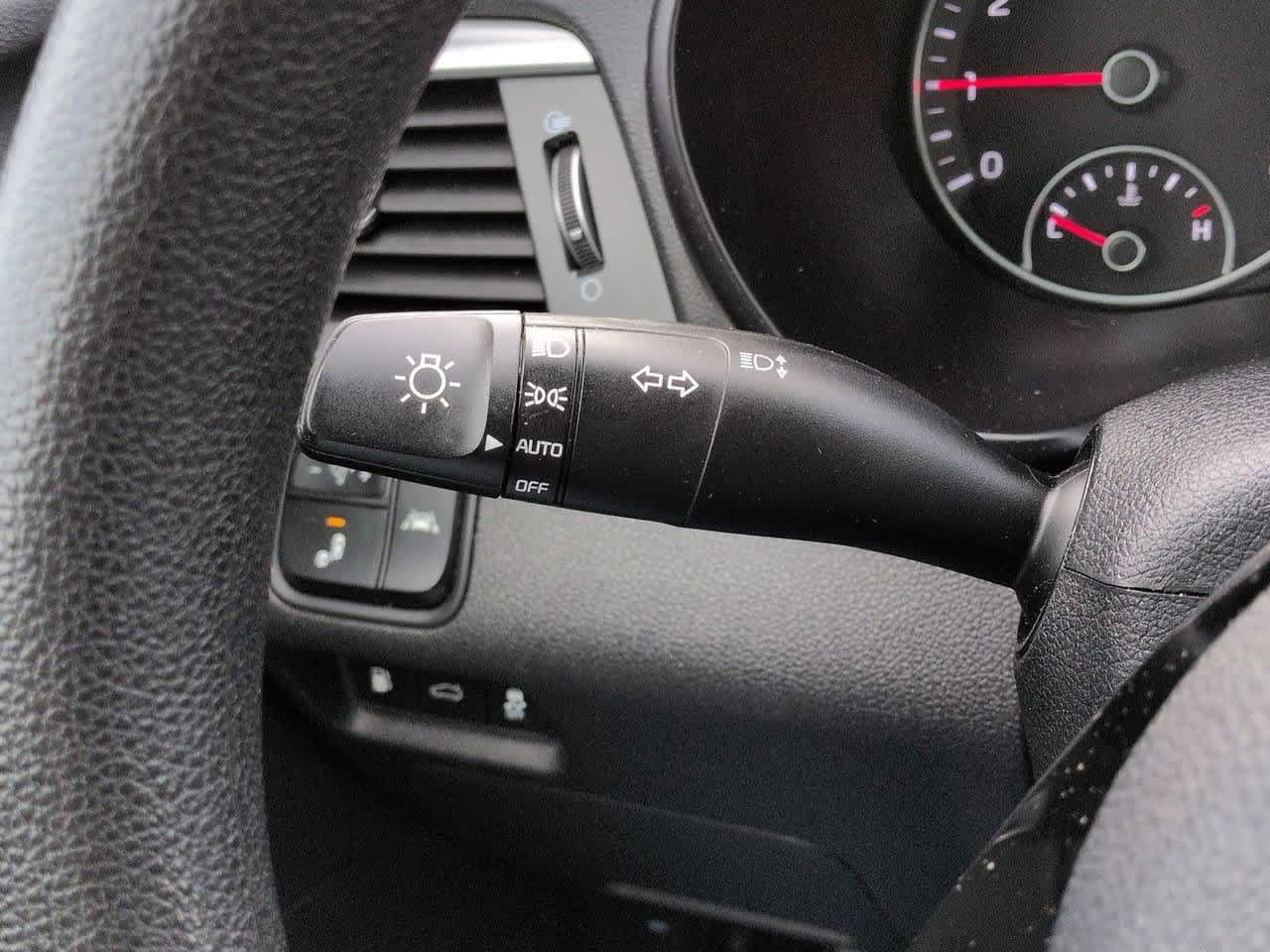 Thumbnail: 2019 Kia Optima - 26