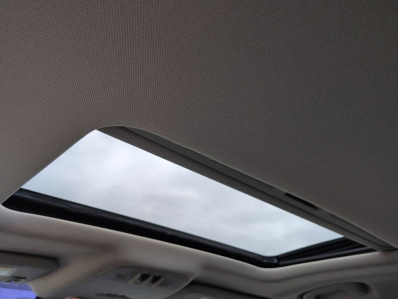 Thumbnail: 2013 Buick Regal - 19