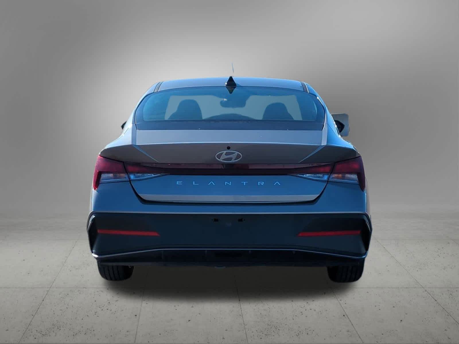 Thumbnail: 2024 Hyundai Elantra - 5