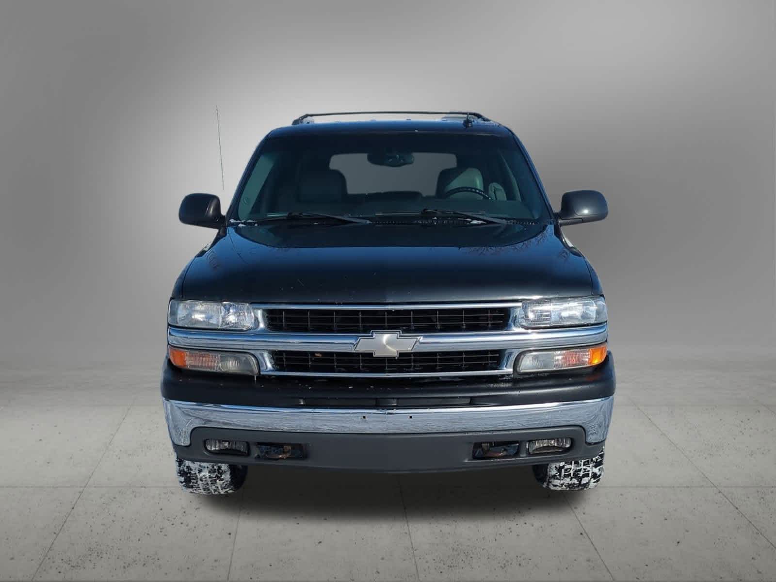 Thumbnail: 2003 Chevrolet Tahoe - 9