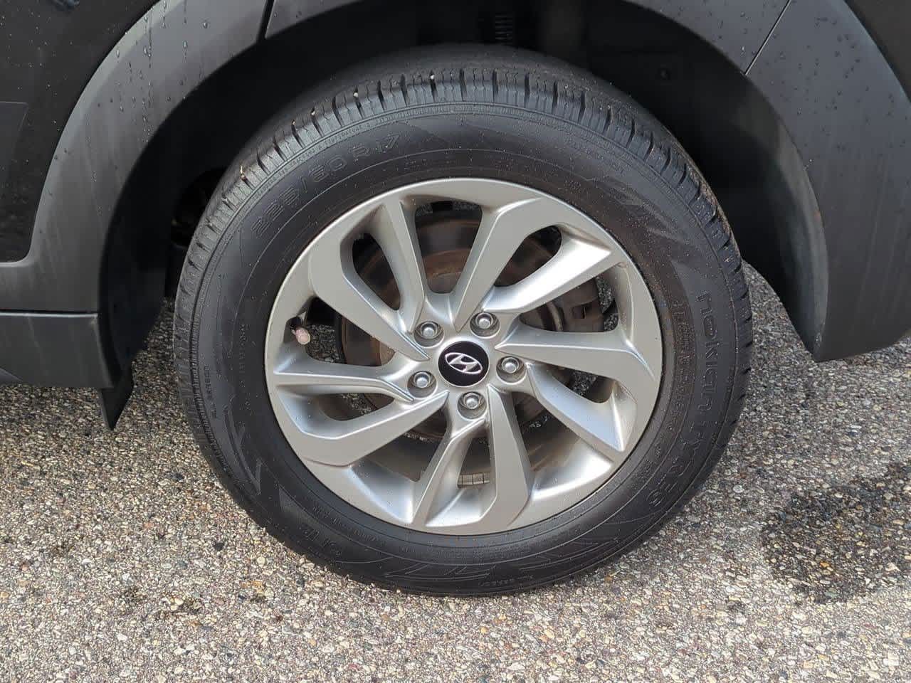 Thumbnail: 2016 Hyundai Tucson - 12