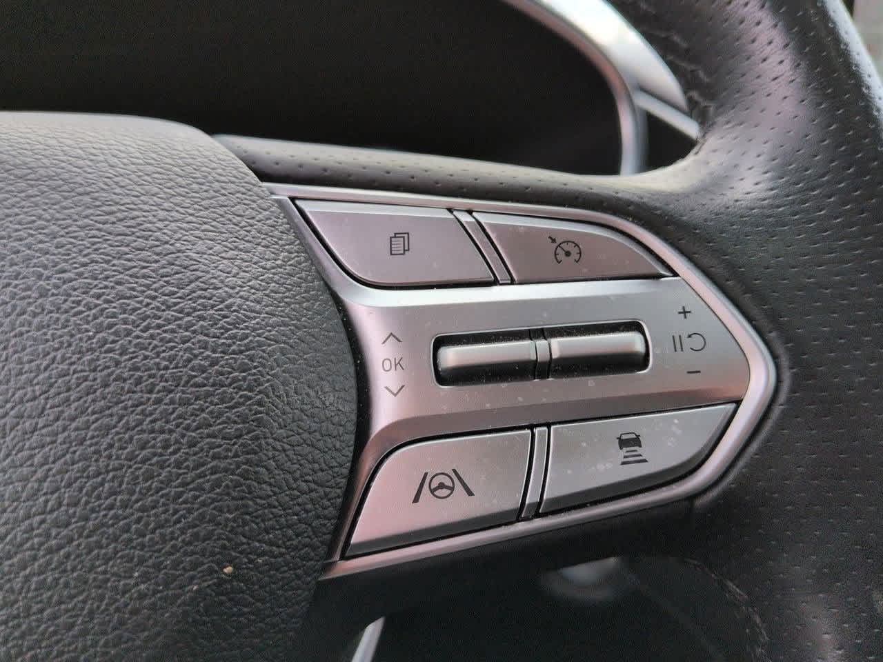 Thumbnail: 2023 Hyundai Santa Fe - 26