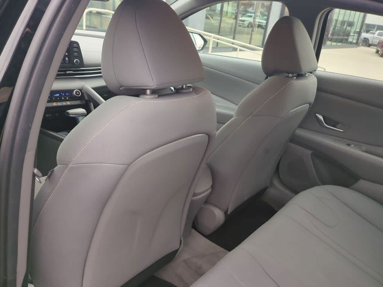 Thumbnail: 2023 Hyundai Elantra - 17