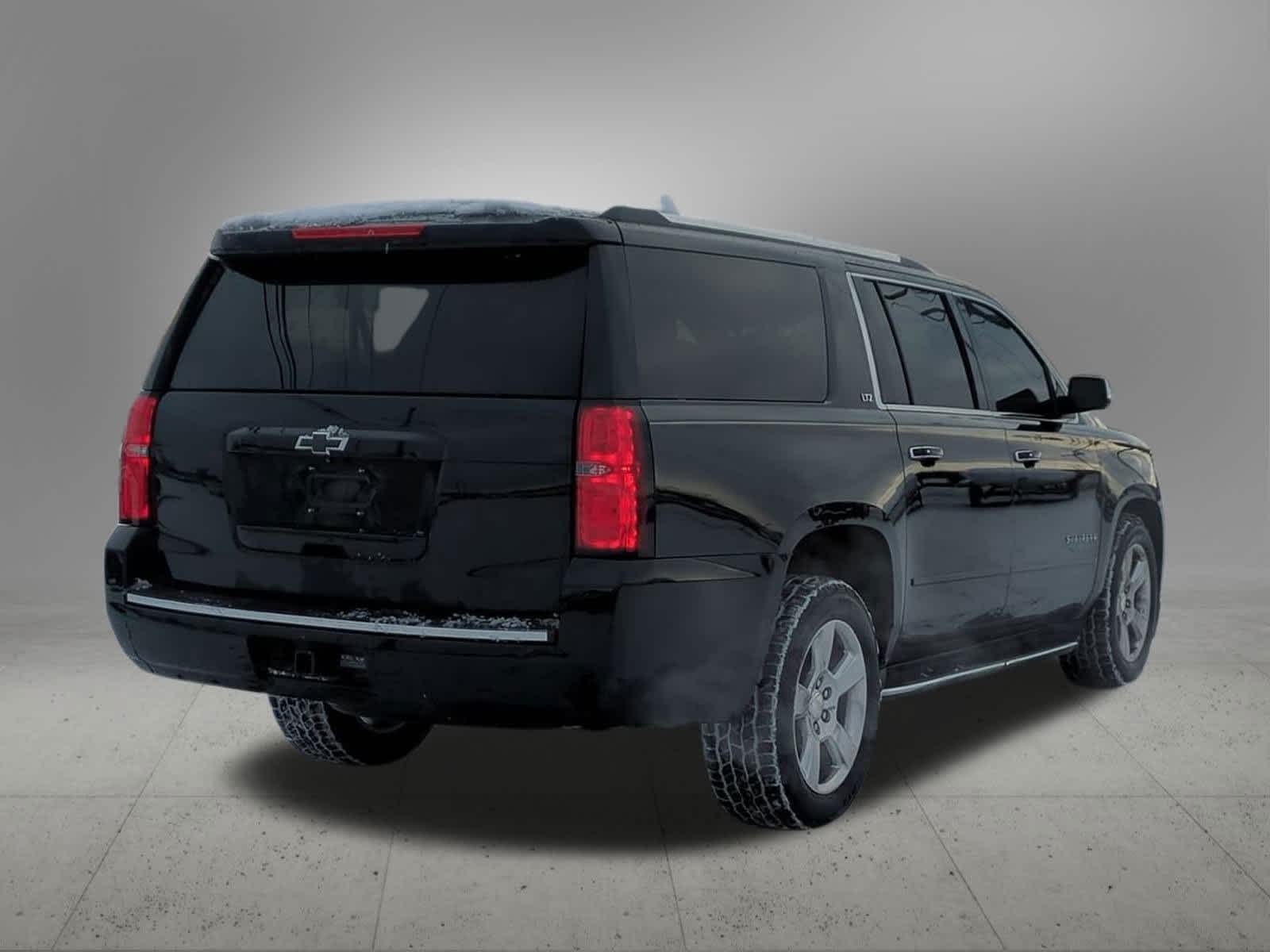 Thumbnail: 2015 Chevrolet Suburban - 6