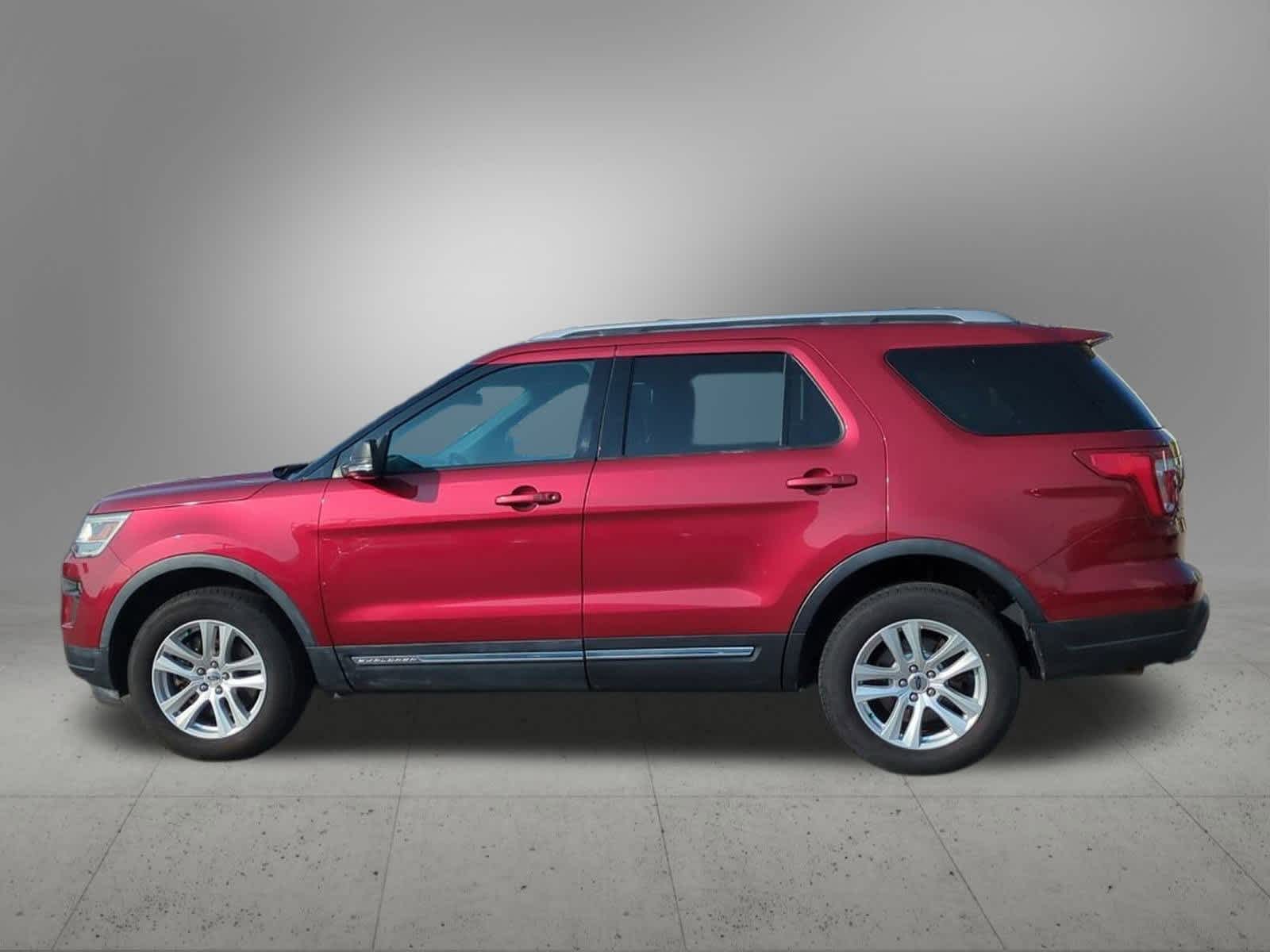 Thumbnail: 2019 Ford Explorer - 3