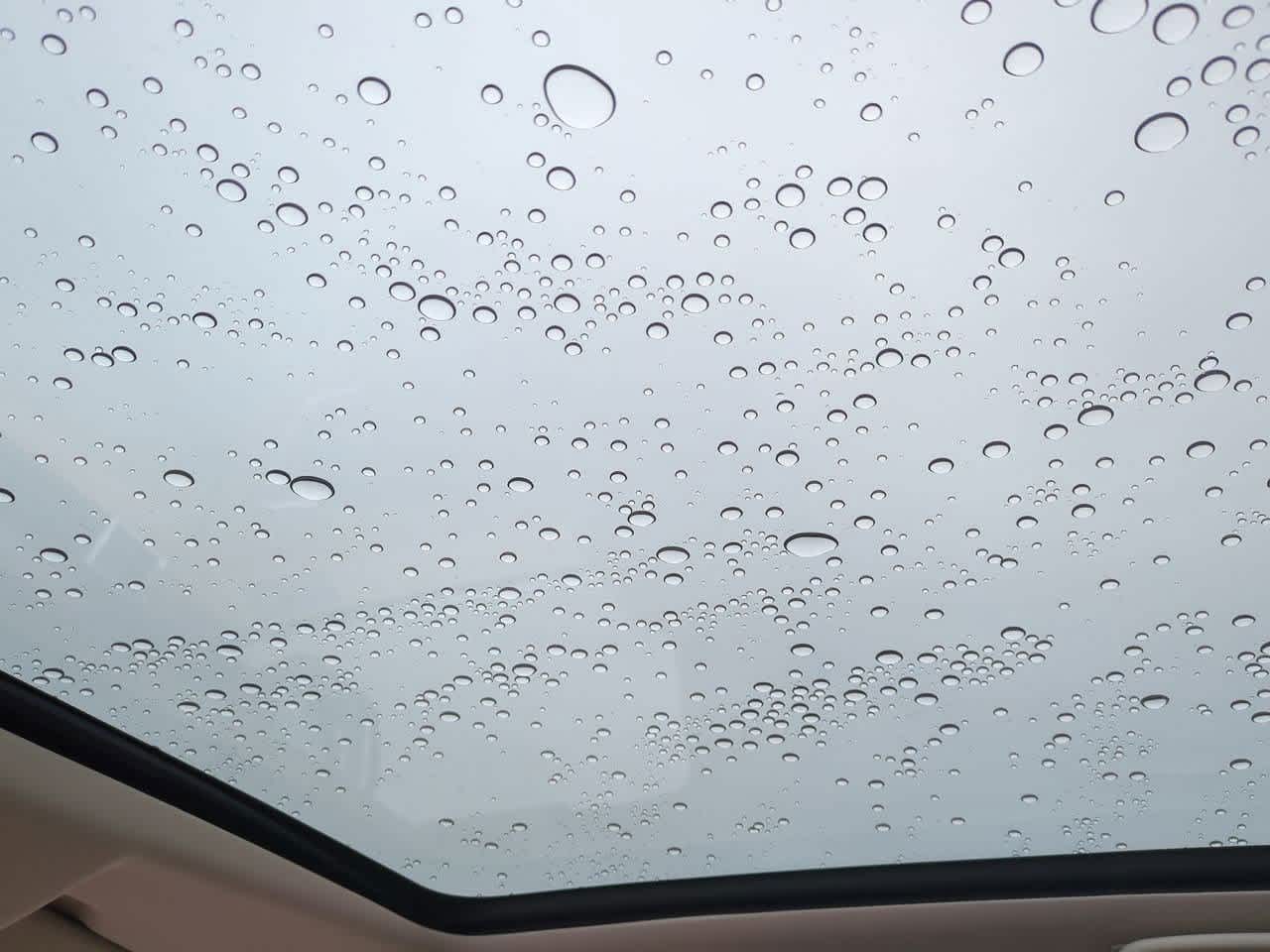 Thumbnail: 2017 Land Rover Discovery Sport - 19