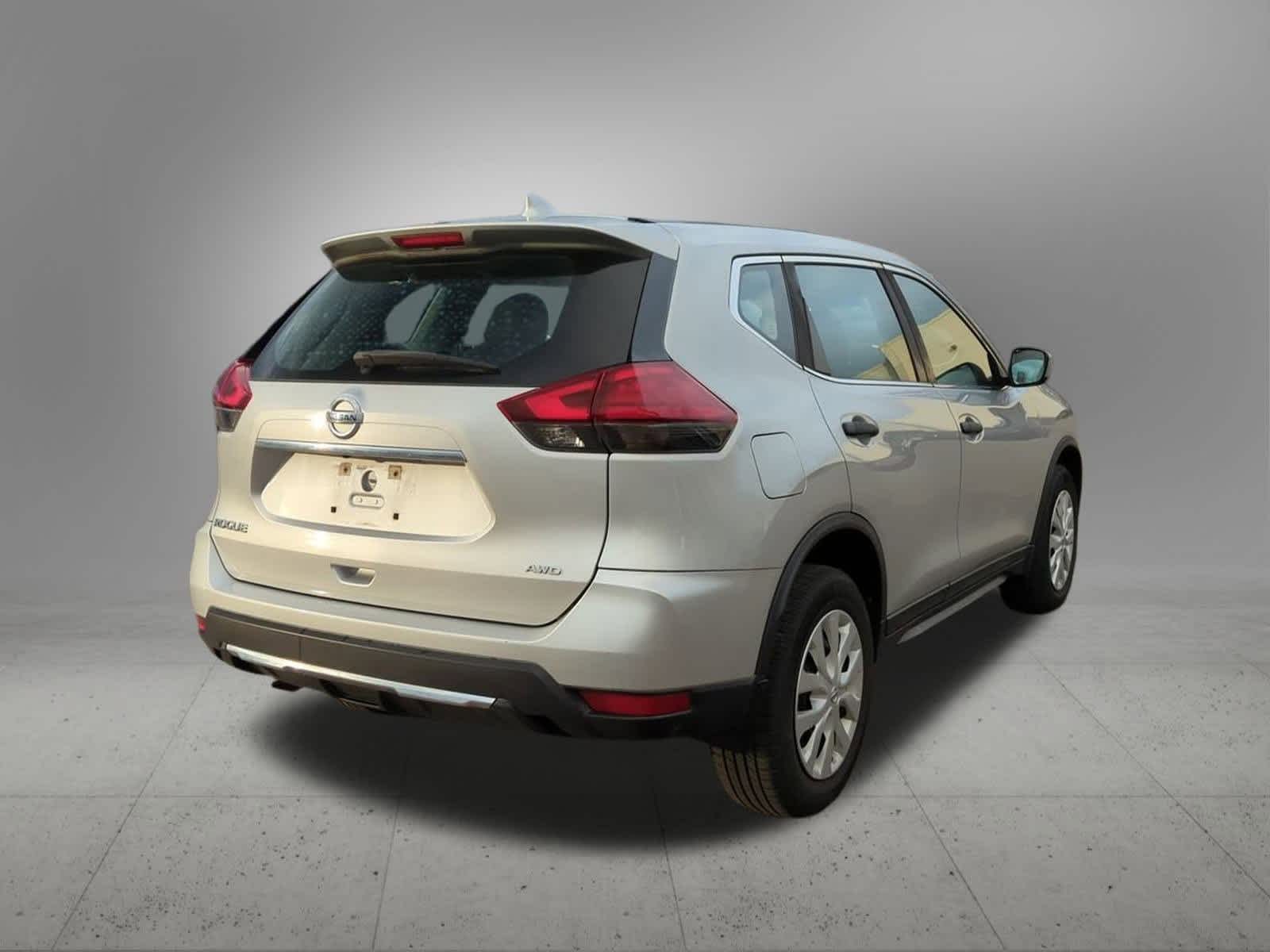 2017 Nissan Rogue S 6