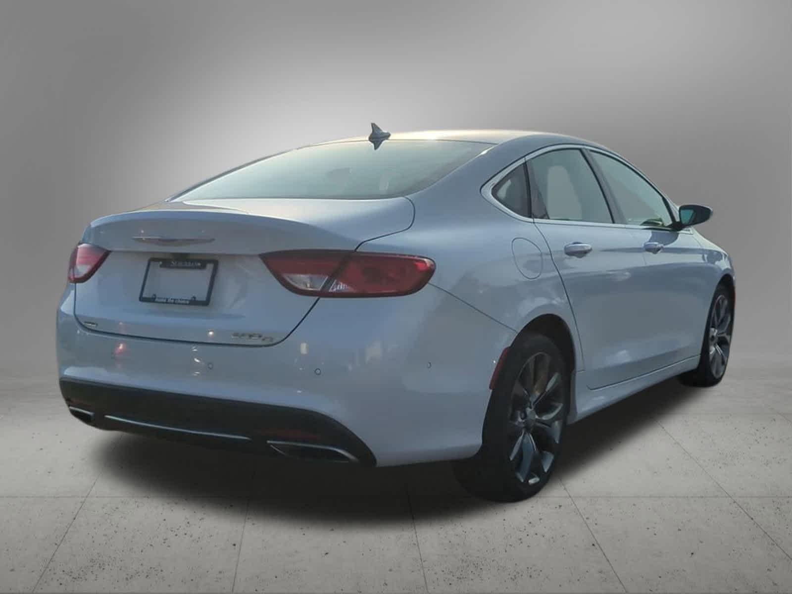 Thumbnail: 2015 Chrysler 200 - 6