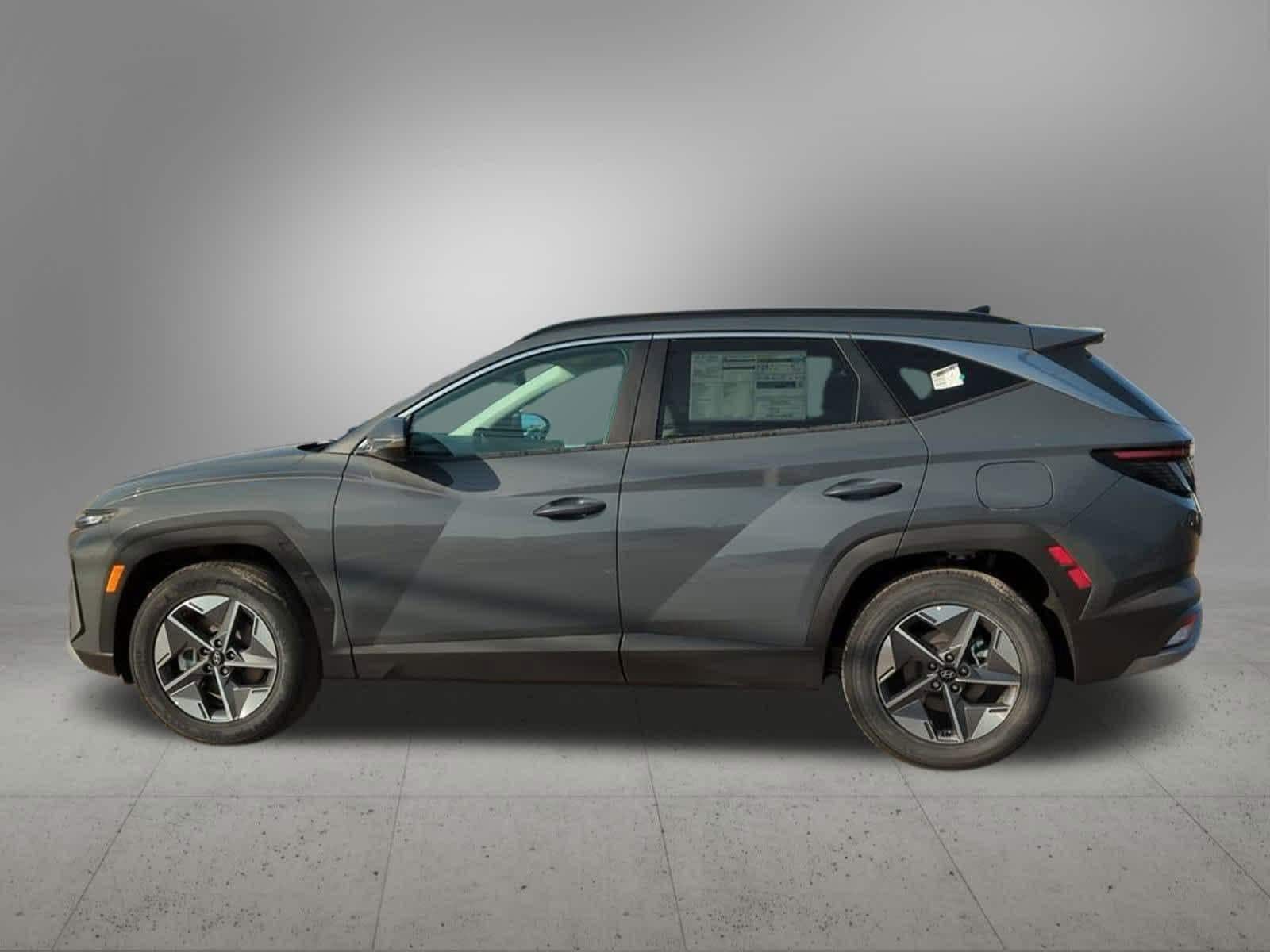Thumbnail: 2025 Hyundai Tucson - 3