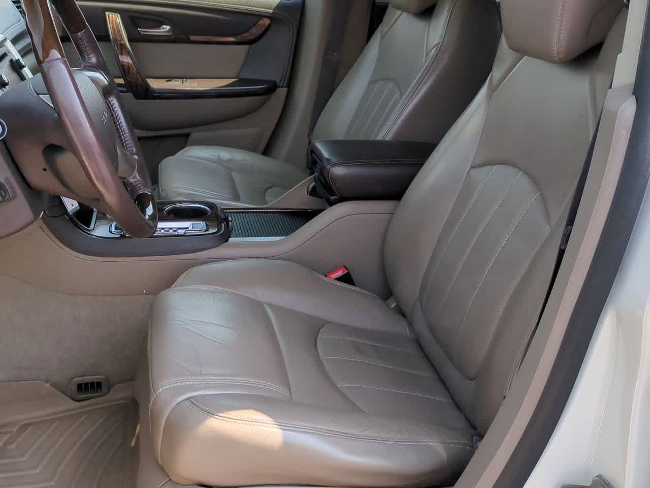 Thumbnail: 2014 GMC Acadia - 15