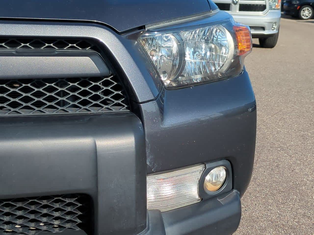 Thumbnail: 2010 Toyota 4Runner - 10