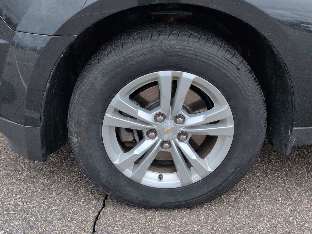 Thumbnail: 2014 Chevrolet Equinox - 14