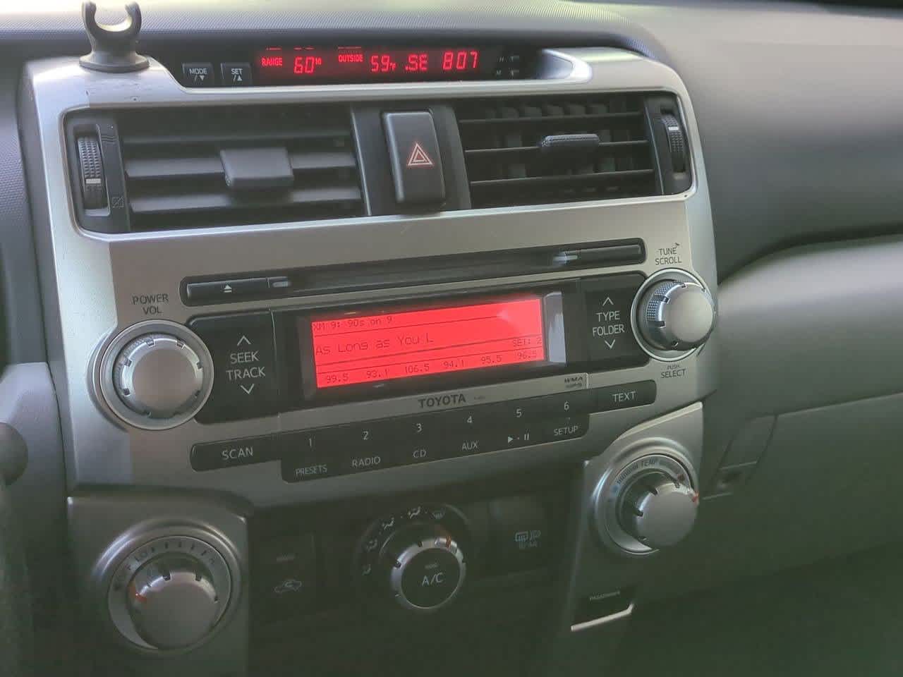 Thumbnail: 2011 Toyota 4Runner - 28