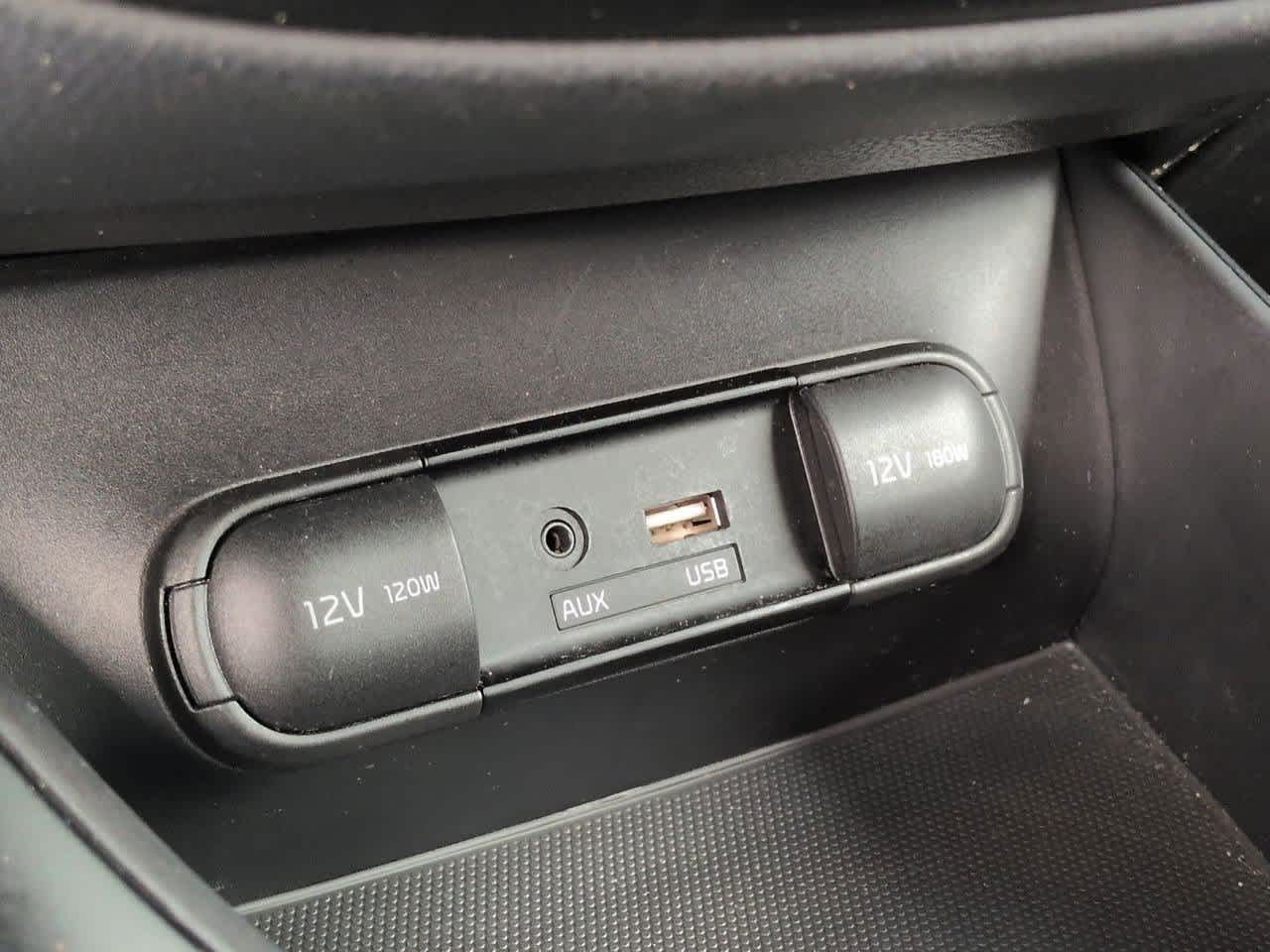 Thumbnail: 2016 Kia Soul - 28