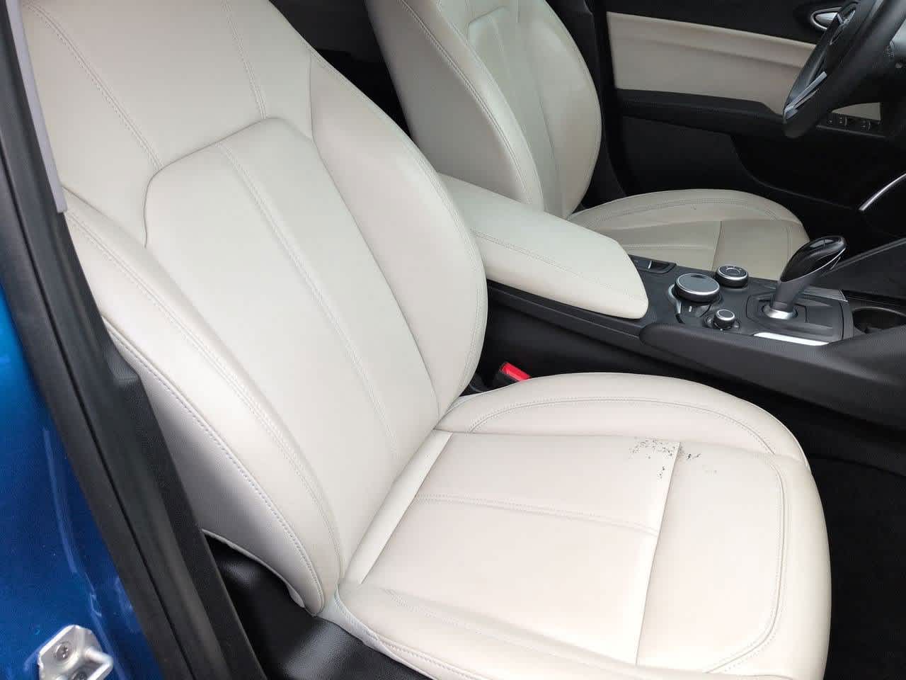 Thumbnail: 2019 Alfa Romeo Giulia - 20