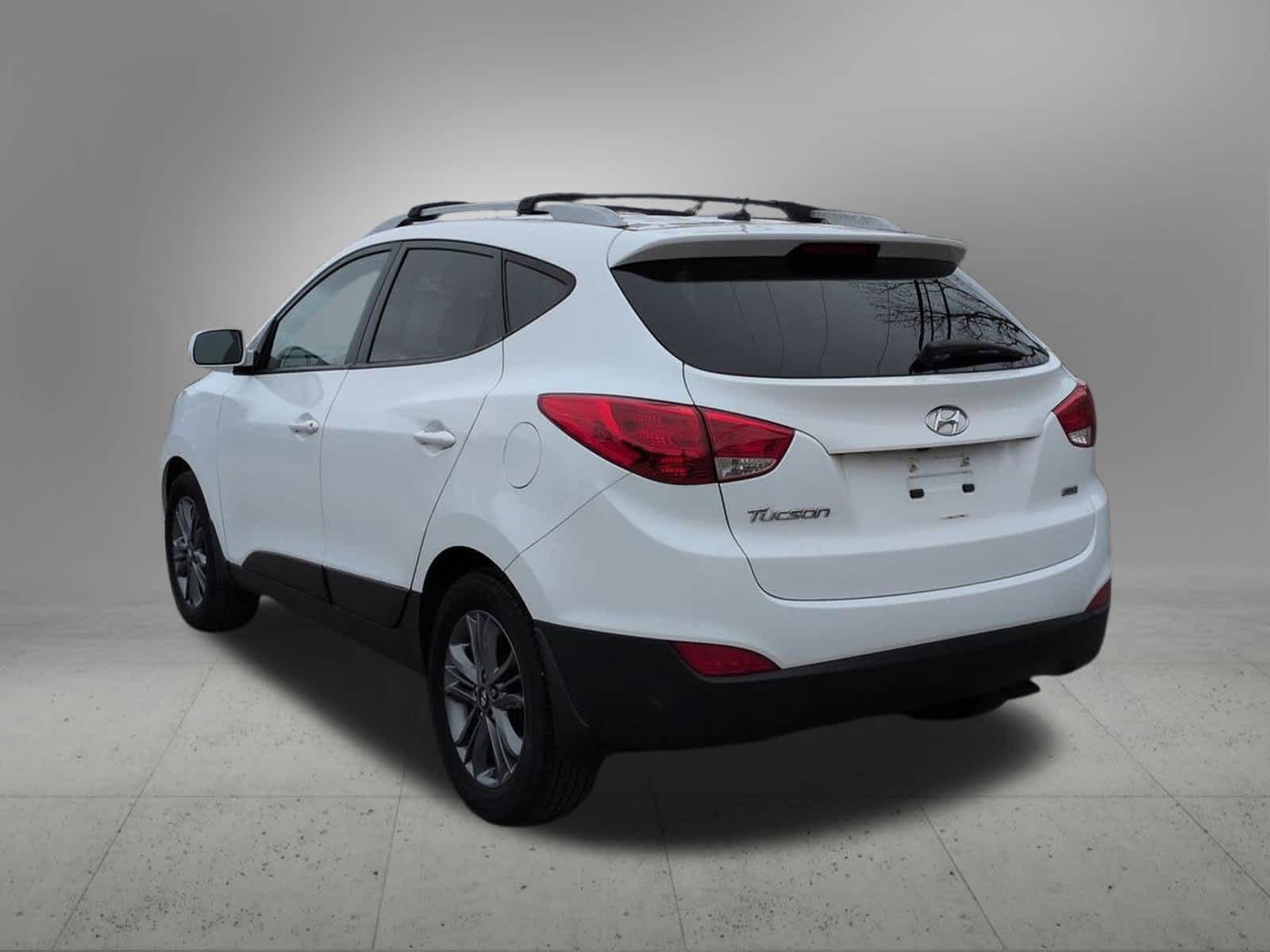Thumbnail: 2015 Hyundai Tucson - 4