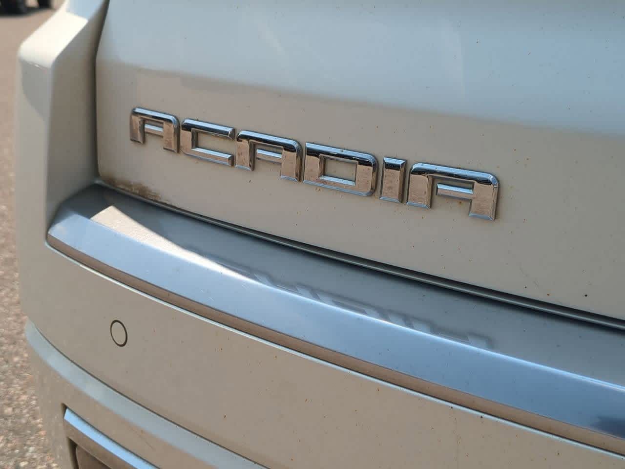 Thumbnail: 2014 GMC Acadia - 12