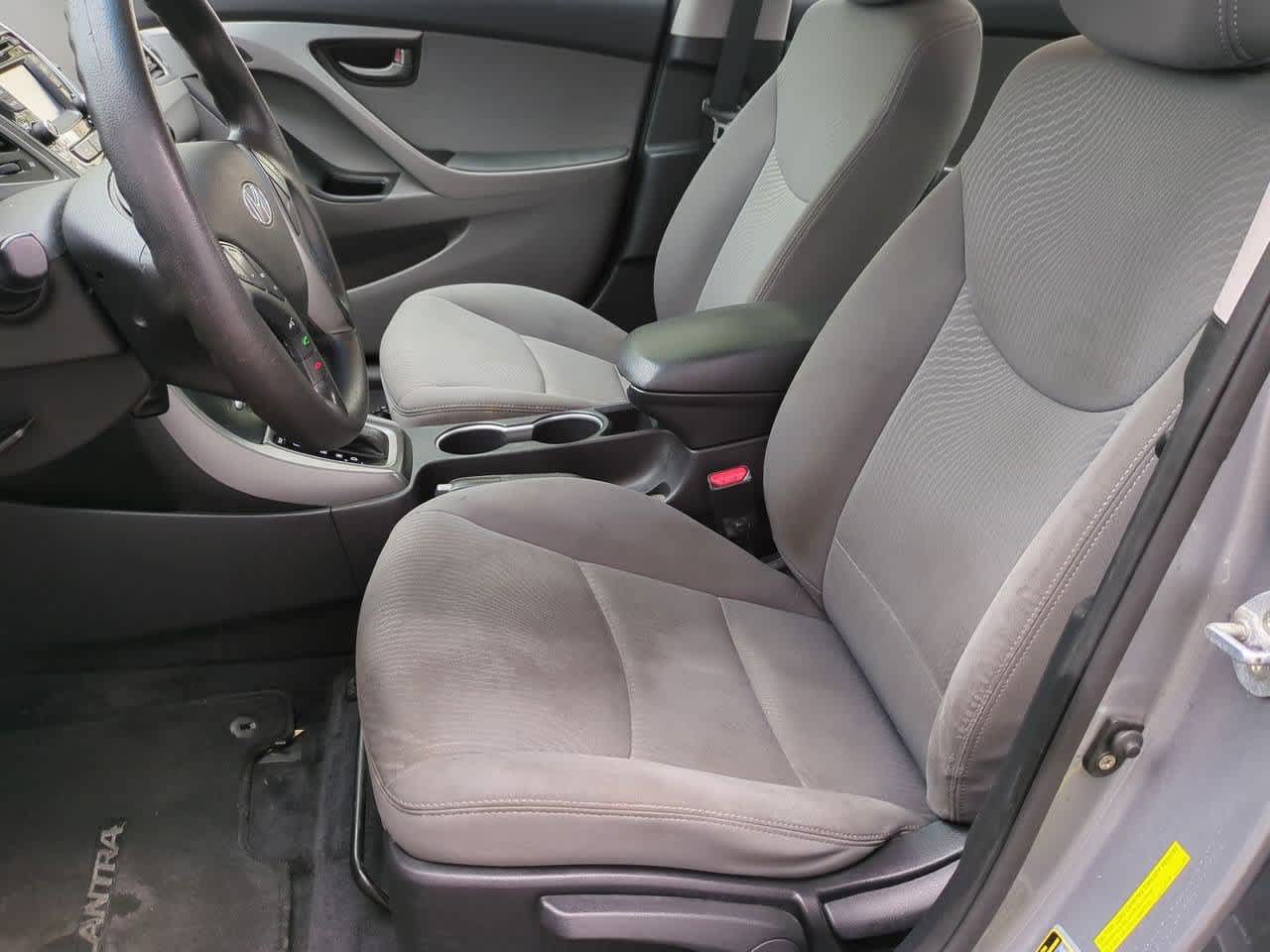 Thumbnail: 2015 Hyundai Elantra - 16